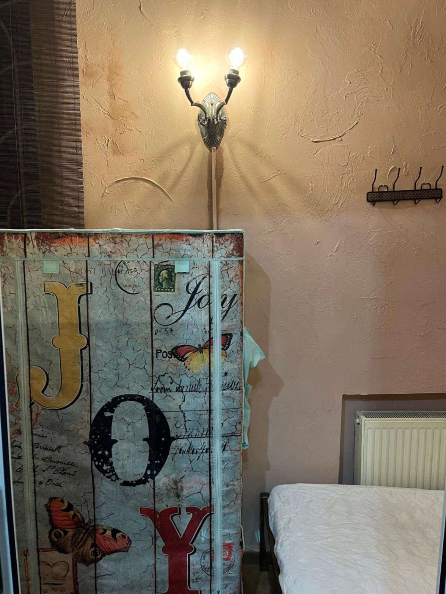 Ararat-Podol Hostel Kiev Esterno foto